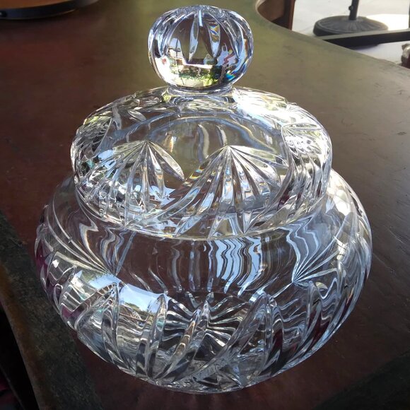 Vintage Deep Cut Heavy Clear Crystal Glass Lidded Temple/Ginger Jar - Picture 1 of 11